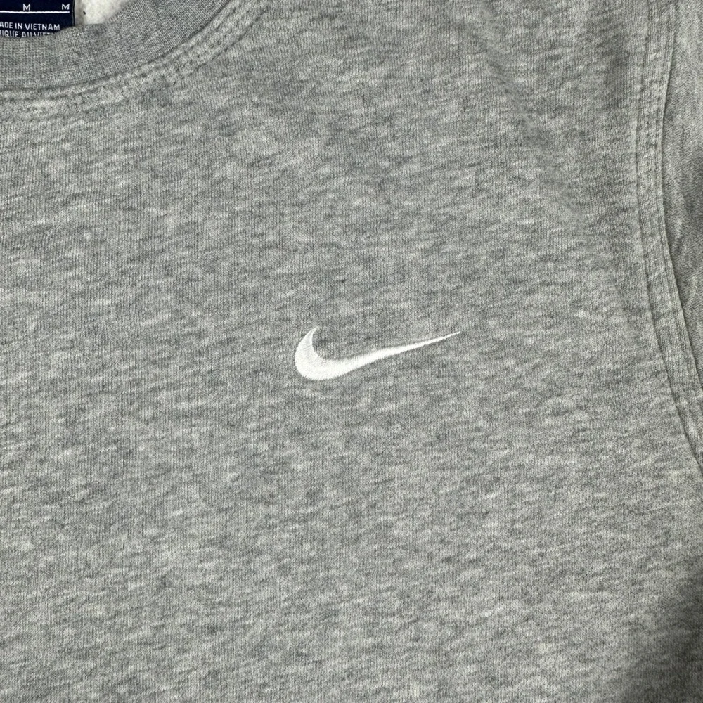 Nike Mens Sportswear Club Fleece Crewneck Sweatshirt Gray 839667-063 Size Medium